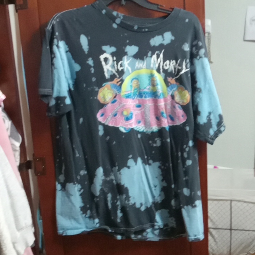 Large Rick and Morty Tee